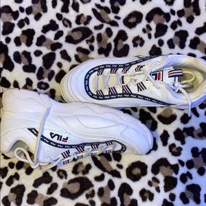 Fila trendy sneakers!